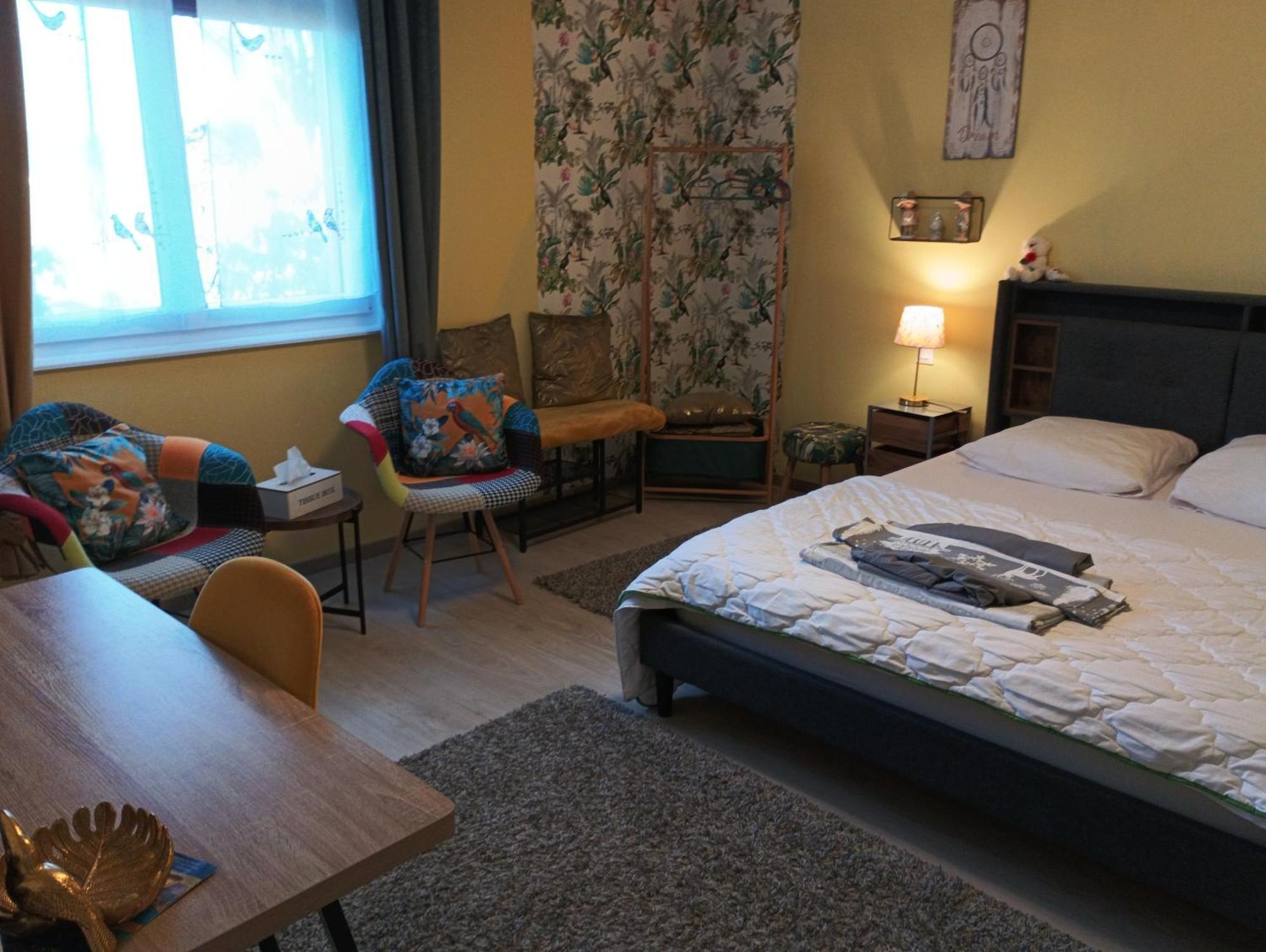 Bruyeres Chambres D'Hotes De L'Avison الغرفة الصورة